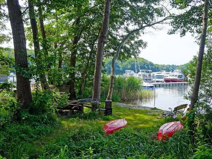 Ferienhaus für 6 Personen, mit Terrasse und Garten in Mecklenburgische Seenplatte - 2