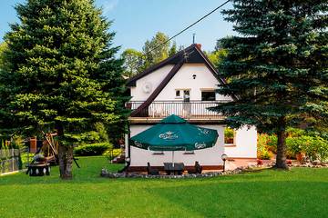 Ferienhaus für 8 Personen, mit Garten und Terrasse sowie Ausblick, mit Haustier in Polen
