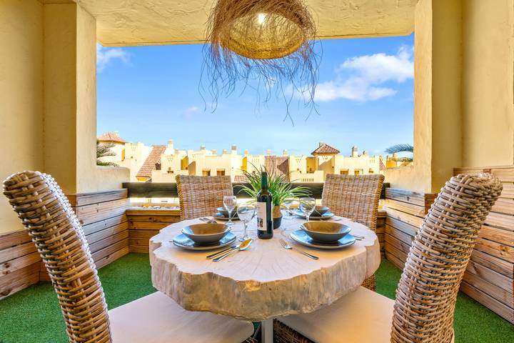 Vakantieappartement voor 4 personen, met kinderzwembad en terras in La Duquesa