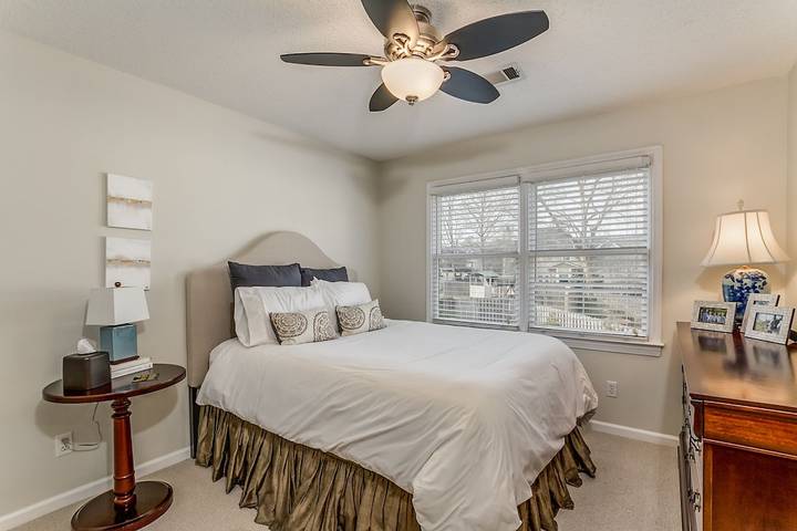 Vacation rental for 8 people, with terrace and yard in Tuscaloosa