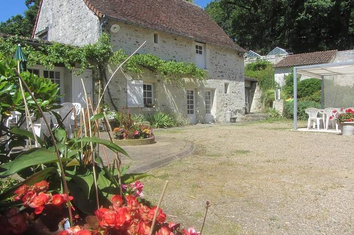 Location de vacances pour 8 personnes à Mondion