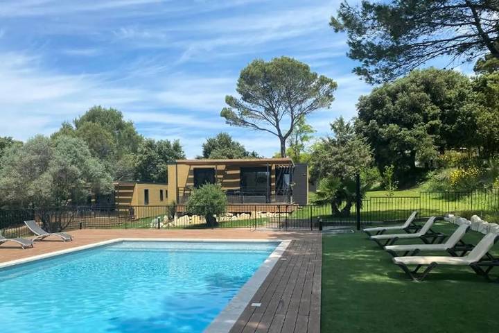 Chalet pour 4 personnes, avec Piscine