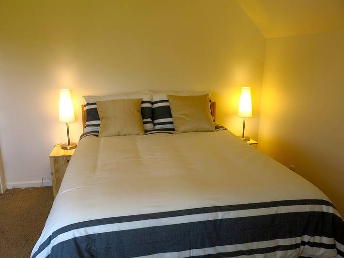 Vacation house for 8 people, with yard and hot tub in Russian River