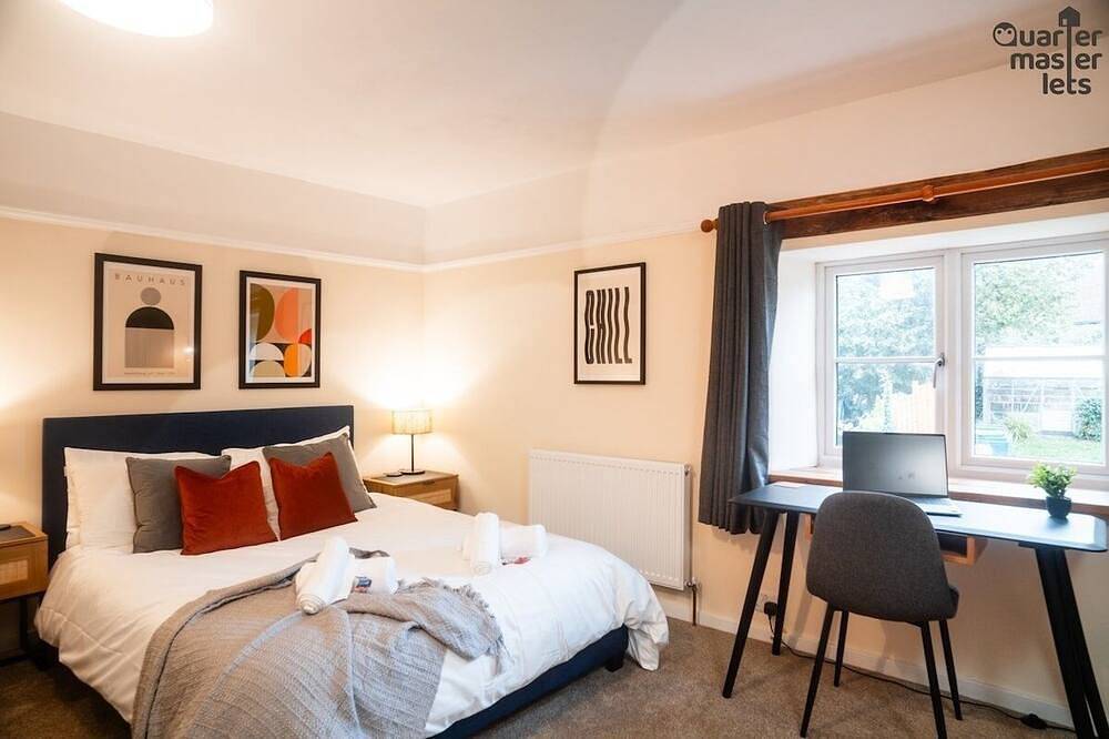 3x Bedroom House (Sleeps 6x) in Banbury, Oxfordshire