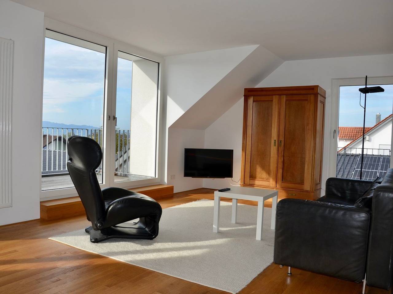 Ganze Wohnung, Ferienwohnung 180 Grad - im 2. Og mit Panoramafenster, 180 Grad See-u. Bergblick in Wasserburg (Bodensee), Bayerisch Schwaben