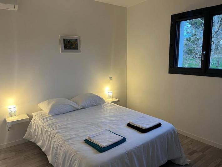 Location de vacances pour 4 personnes, avec terrasse ainsi que jardin et vue à Laurac-en-Vivarais - 3