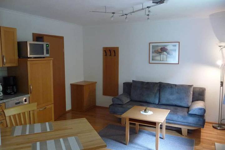 Ferienwohnung für 2 Personen, mit Balkon und Garten in Fuschl am See