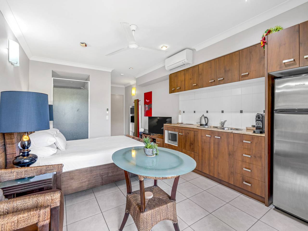 Ganze Wohnung, Blue Lagoon Resort Apartment am See in Trinity Beach, Cairns