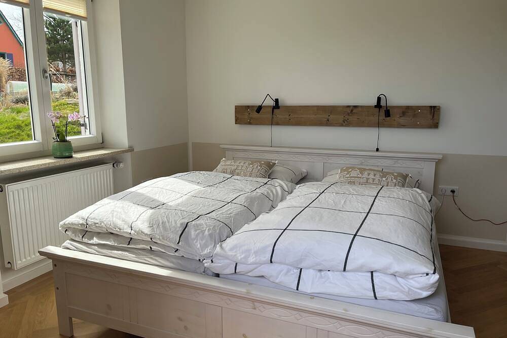 Ganze Wohnung, Neu! Good Mood – Ihre edle Ferienwohnung für Singles & Paare in Landsberg‑Reisch in Landsberg am Lech, Romantische Straße