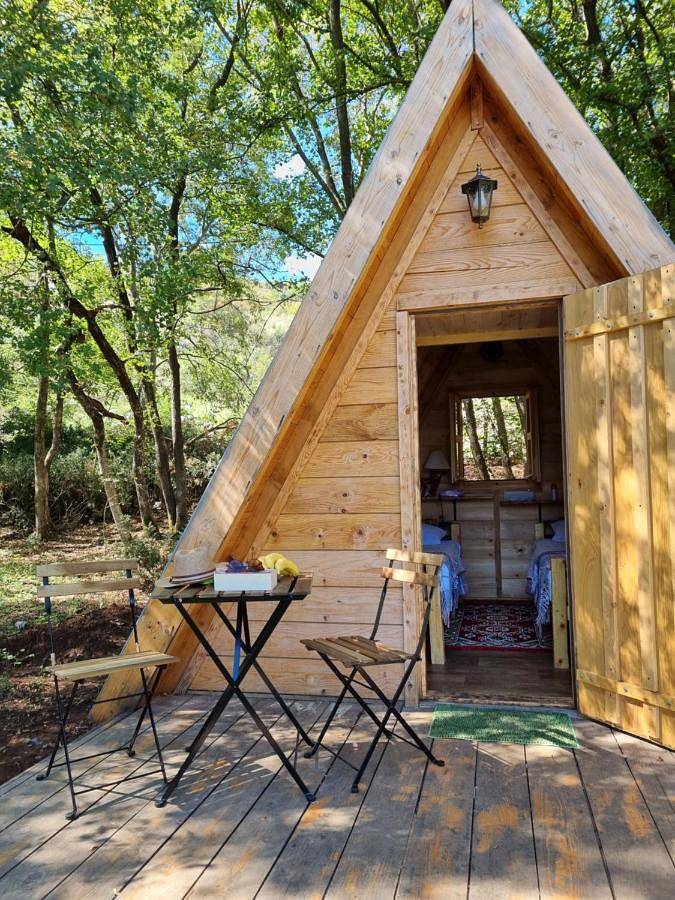 Camping für 3 Personen, mit Terrasse und Garten sowie Ausblick in Montenegro