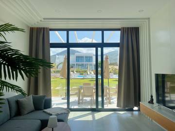 Ferienwohnung für 6 Personen, mit Meerblick und Ausblick sowie Garten in Nordzypern