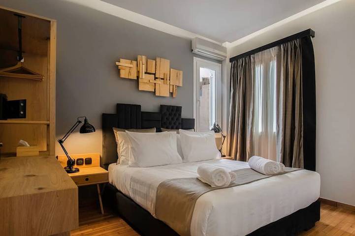 Splendid Athens Apartment | 4 Bedrooms | Apartment Emperor | Balcony in Central Section of Athens, Athens