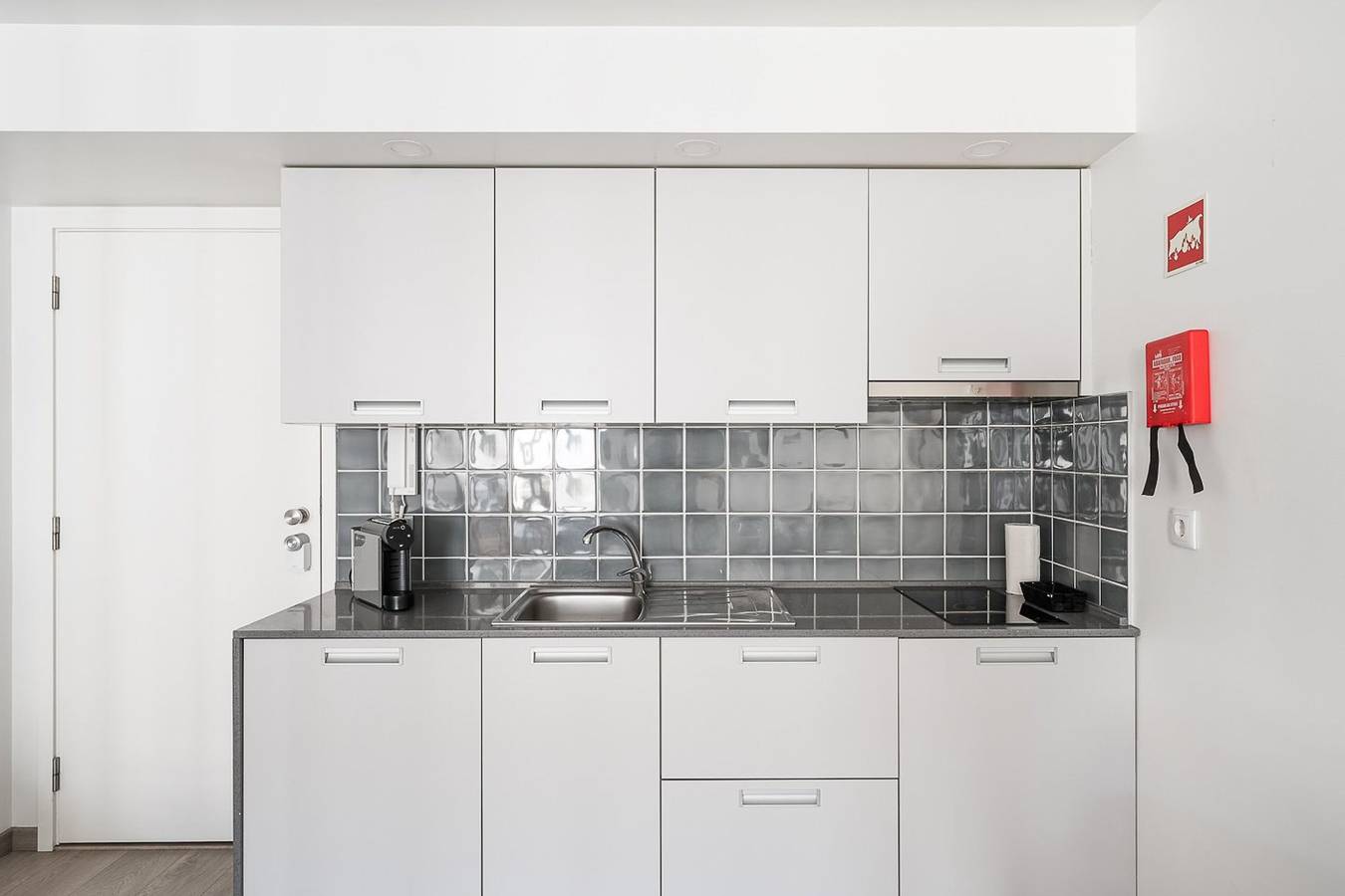 Entire apartment, Ria Reflection Studio 1 in Aveiro, Aveiro District