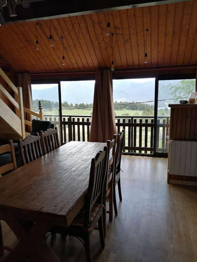 Chalet pour 6 personnes, avec vue et jardin, animaux acceptés