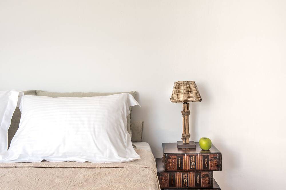 Summer Lovers Villa mit privatem Außenpool und privatem Spa in Akrotiri, Santorin