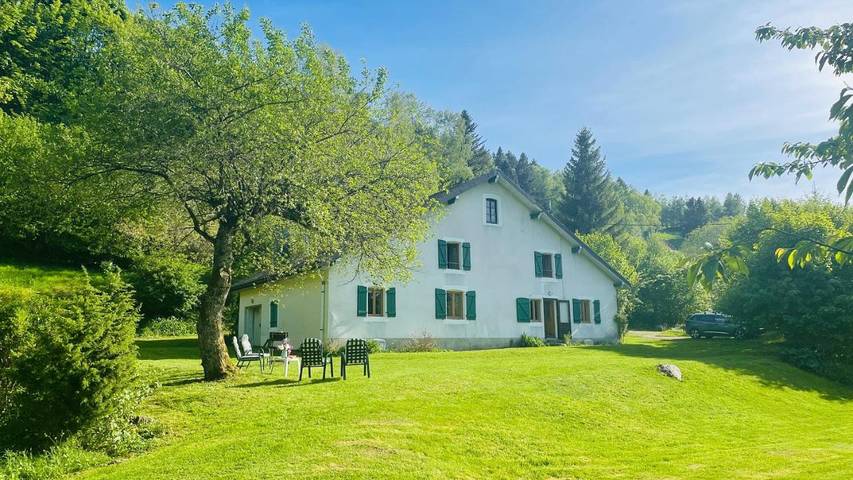 Chalet pour 9 personnes, avec sauna ainsi que jardin et vue
