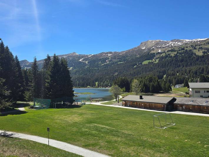 Ganze Wohnung, Ferienwohnung Belaria am Heidsee – nur 3 Gehminuten zur Rothornbahn in Vaz/Obervaz, Plessur Alpen
