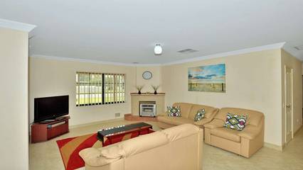 Holiday Home for 8 People in Mandurah, Western Australia, Photo 2