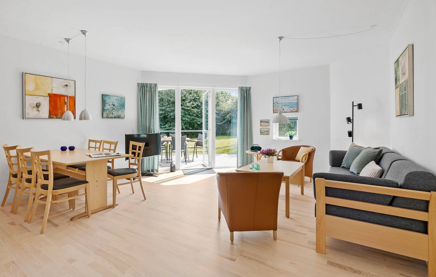 Ganze Ferienwohnung, Ferienwohnung für 6 Personen mit Garten in Gudhjem, Bornholm