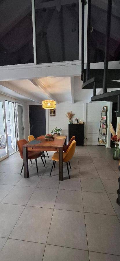 Location de vacances pour 6 personnes, avec piscine et jardin dans Baignoire de Joséphine - 4