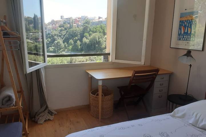 Location de vacances pour 4 personnes, avec jardin ainsi que piscine et terrasse à Biot - 4