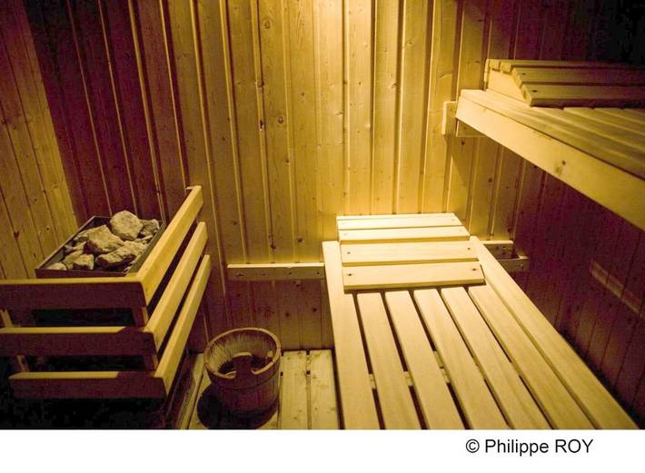 Parc de vacances pour 4 personnes, avec sauna et piscine ainsi que jardin et bassin pour enfant dans Baie Saint-Michel - 4