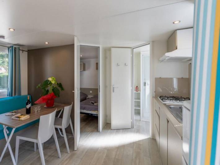 Camping Les Eaux Chaudes - Mobilheim 4 personen - L'Escapade Confort in Digne-les-Bains, Alpes-de-Haute-Provence