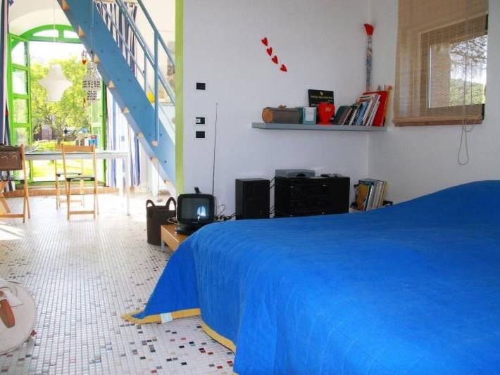 Apartamento entero, Studio mit Balkonblick ins bergige Grüne in Marsciano, Provincia de Perugia