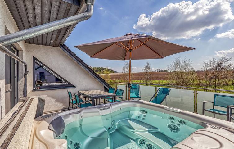 Ferienwohnung für 6 Personen, mit Terrasse und Sauna in Göhren-Lebbin