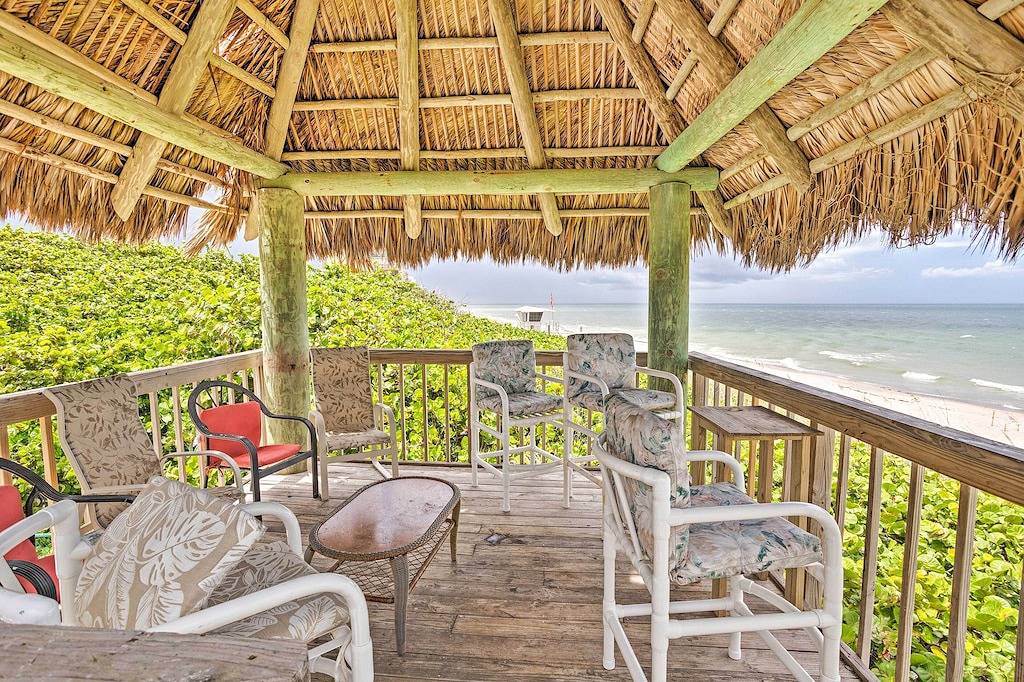 Jensen Beach Home: Walk to Beach Access! in Hutchinson Island