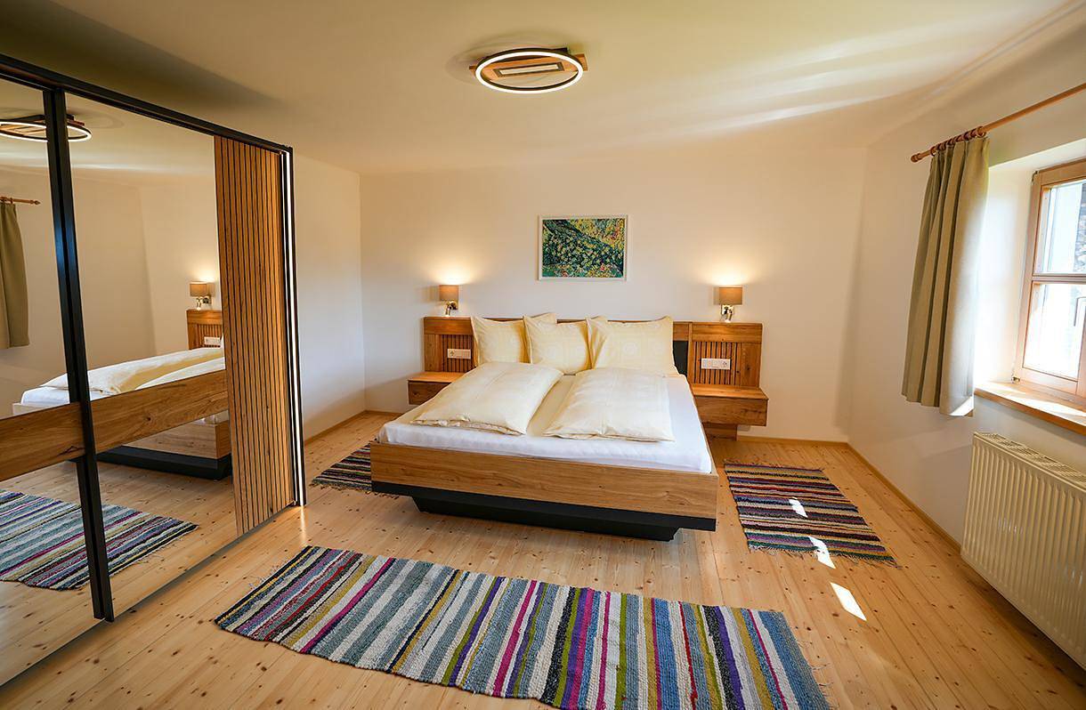 Beim Rauter – Emberger Alm in Kreuzeckgruppe, Berg im Drautal