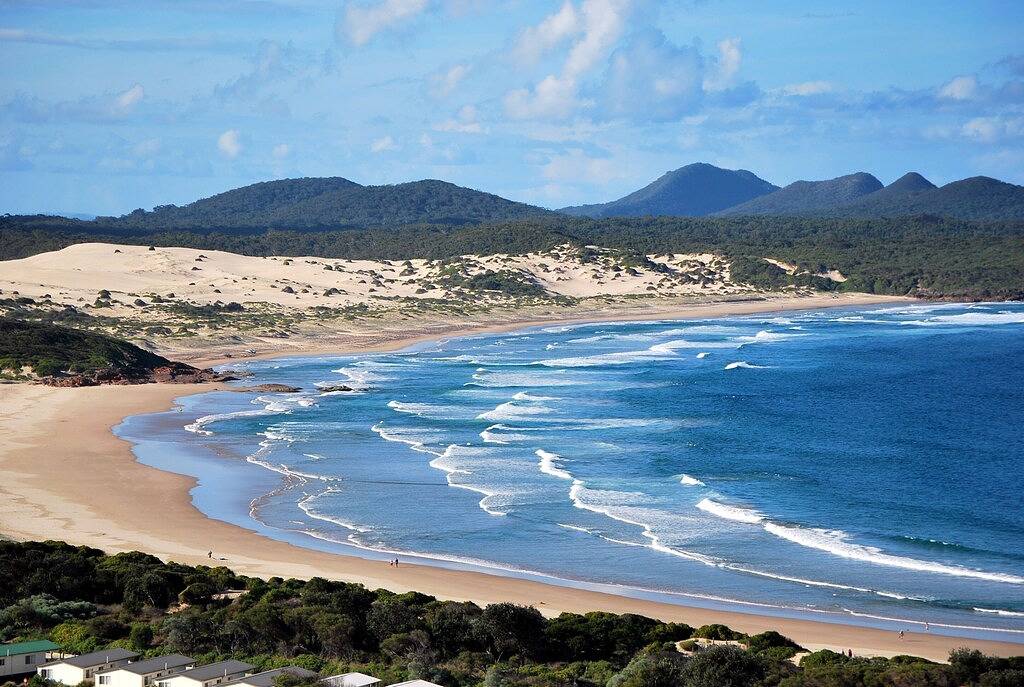 Holiday Home for 10 People in Anna Bay, Hunter Valley