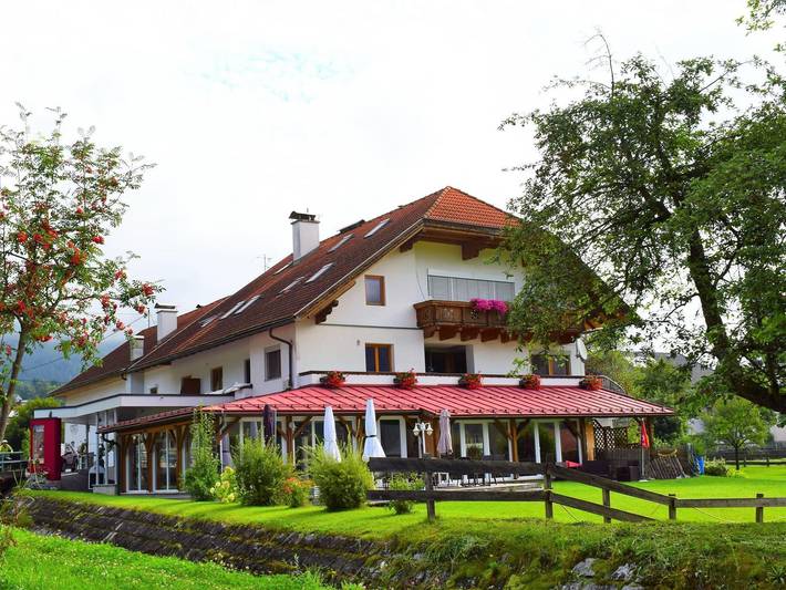 Rad & Frühstückspension Taurer - Doppelzimmer mit Frühstück ohne Balkon in Kreuzeckgruppe, Dellach im Drautal