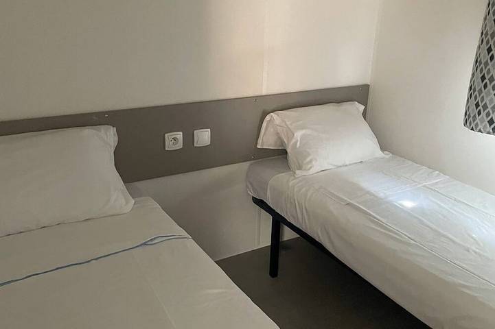 4* campsite, the lake of dreams near the Mediterranean and the Petite Camargue in Lattes, Mittelmeerküste (Frankreich)