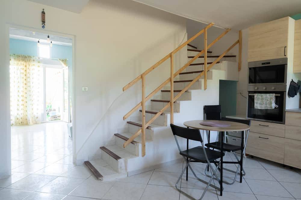 Quiet family home near the Canal du Midi in Capestang, Canal du Midi
