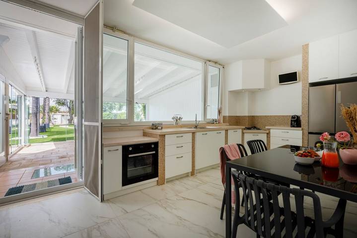 Ganze Wohnung, Ferienwohnung für 4 Personen mit Pool in Capitolo, Monopoli