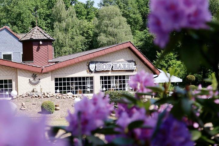 Hotel für 2 Personen, mit Terrasse und Garten sowie Ausblick in Schneverdingen