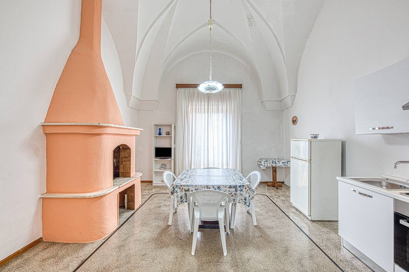 Casa de vacaciones "Cod 278 al Centro del Paese" cerca de la playa con balcón y Wi-Fi in Ugento, Golfo de Tarento