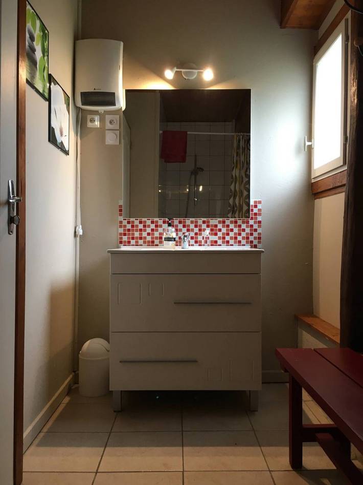 Yourte pour 6 personnes, avec jardin ainsi que piscine et terrasse en Gironde - 3