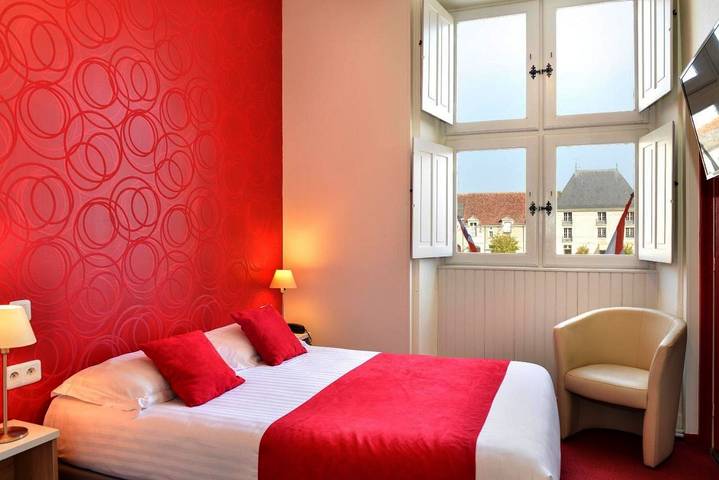 Hôtel pour 2 personnes, avec terrasse, animaux acceptés à Richelieu - 3