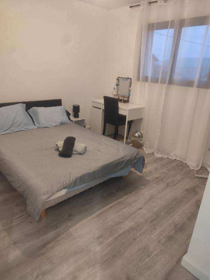 Gîte pour 2 personnes, avec Terrasse à Clonas-sur-Varèze