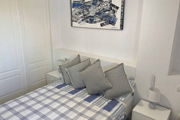 Ganze Wohnung, Well Equipped 2 Bed Penthouse with Solarium, close to beach and local amenities in Pueblo Patricia, Los Alcázares