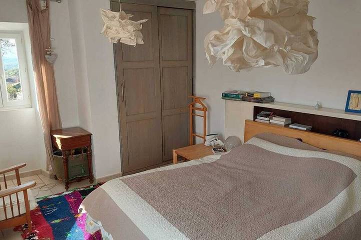 Location de vacances pour 6 personnes, avec balcon ainsi que jacuzzi et jardin à Labastide-de-Virac - 3