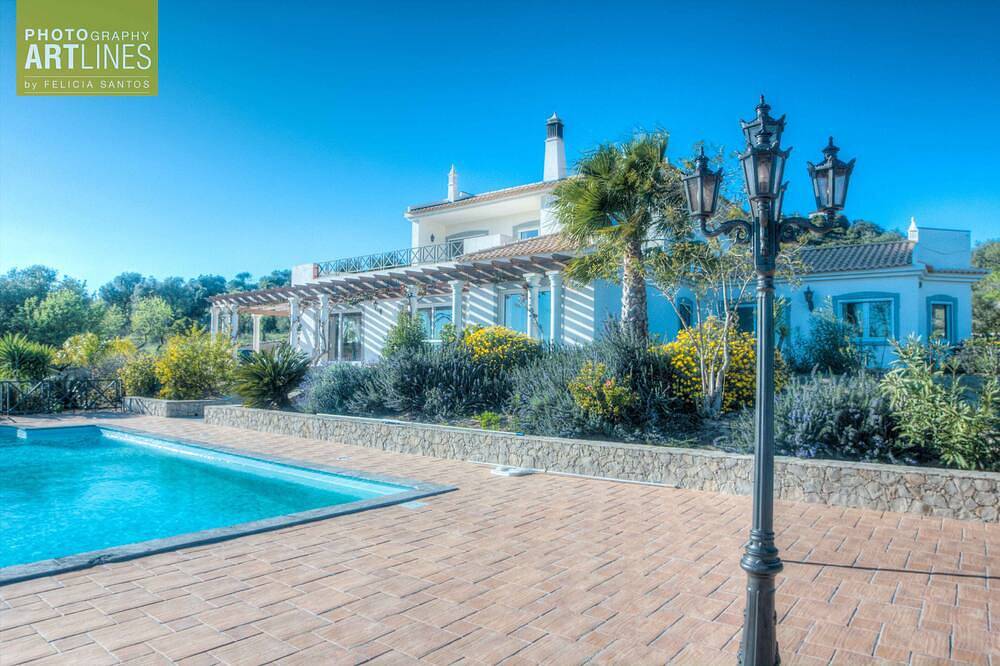 Nähe Faro, 250 qm Luxuriöse Meerblick-Villa, Alleinlage, 3Sz, 3Bz, Klima, W-Lan in Estoi, Faro