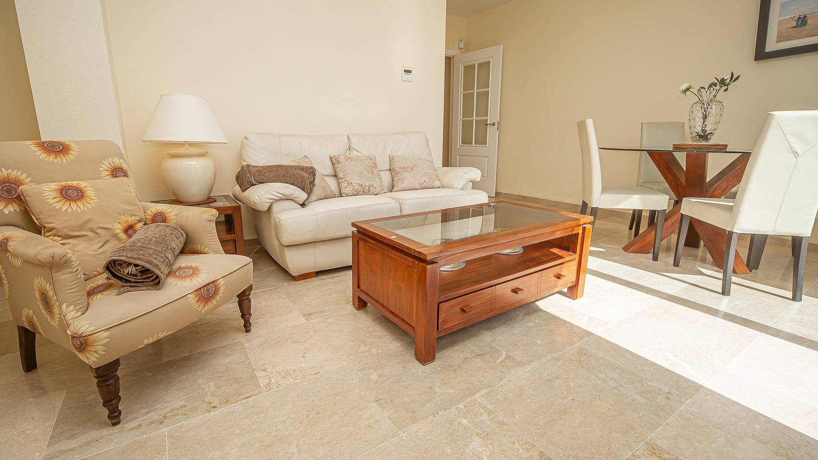 Entire apartment, Marina Real 434 in Playa Gaviotas, Manilva