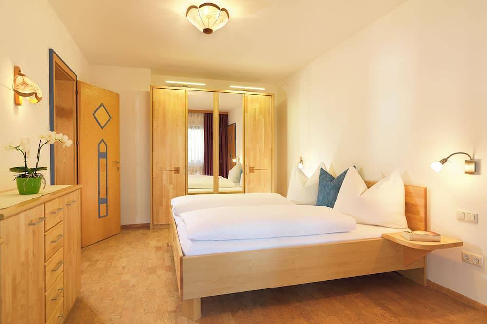 Apartamento inteiro, Cozy, bright apartment for holidaymakers in the Tyrolean mountains! in Stubai Alps, Mutters