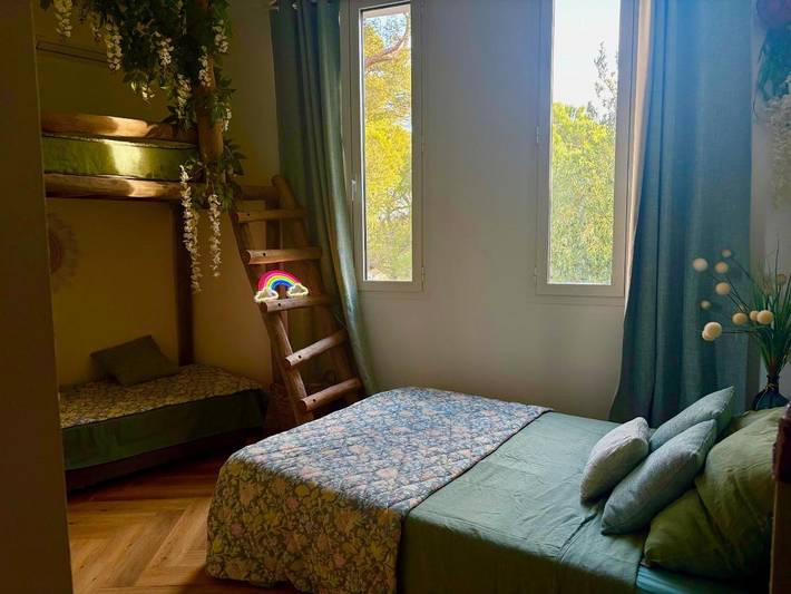 Chambre d’hôte pour 2 personnes, avec piscine ainsi que sauna et jardin, animaux acceptés à Toulon - 2