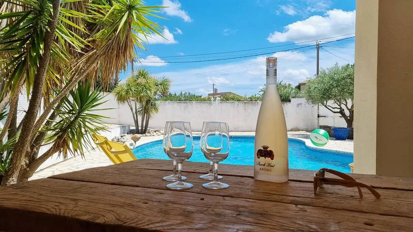 Location de vacances pour 7 personnes, avec piscine et jardin à Homps - 2