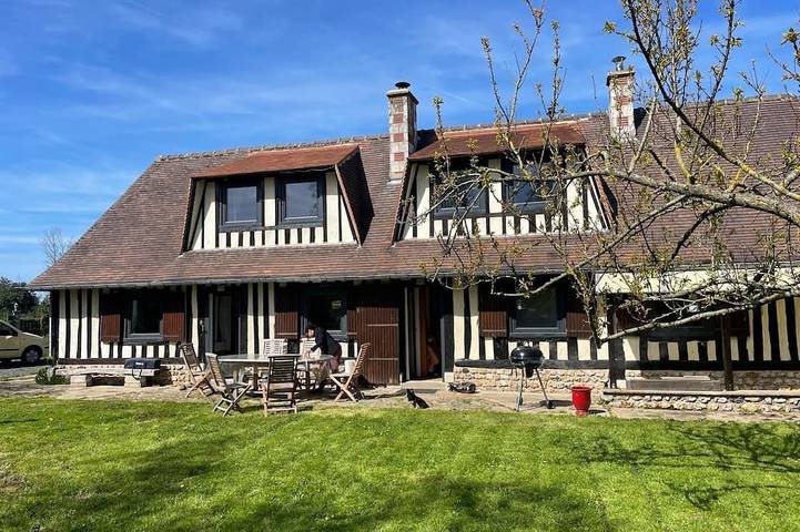 Maison de vacances pour 8 personnes, avec jardin à Saint-Samson-de-la-Roque