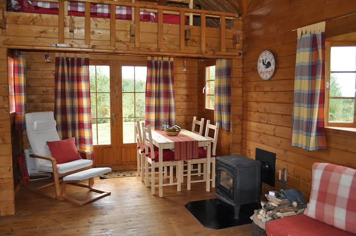 Gîte pour 4 personnes, avec jardin ainsi que vue sur le lac et balcon dans Les Mille étangs - 3